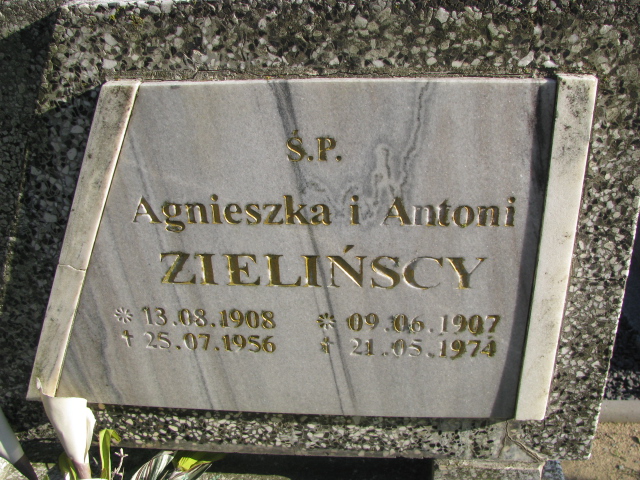 Antoni Zieliński 1907 Laskowice - Grobonet - Wyszukiwarka osób pochowanych